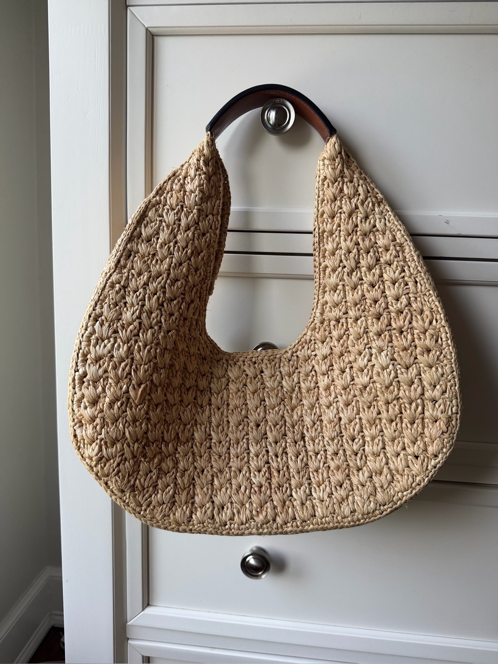 CELINE CLASSIC PANIER HOBO BAG IN RAFFIA AND CALFSKIN - Picture 2 of 7
